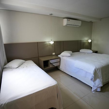 Foz Cobertura 3 Suites E Foz Apartamento 2 Suites ฟอสดูอีกวาซู ภายนอก รูปภาพ