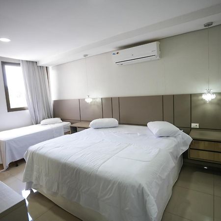 Foz Cobertura 3 Suites E Foz Apartamento 2 Suites ฟอสดูอีกวาซู ภายนอก รูปภาพ
