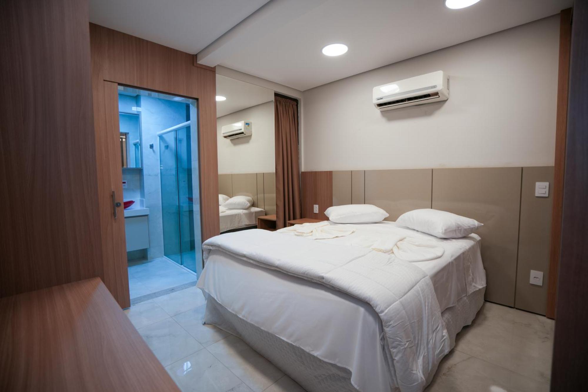 Foz Cobertura 3 Suites E Foz Apartamento 2 Suites ฟอสดูอีกวาซู ภายนอก รูปภาพ