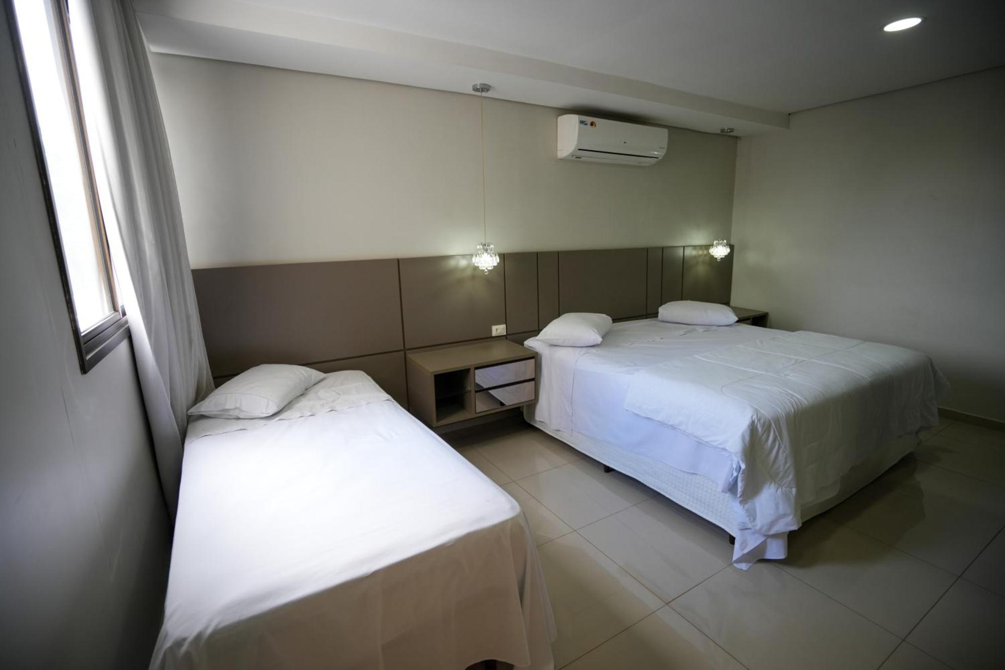 Foz Cobertura 3 Suites E Foz Apartamento 2 Suites ฟอสดูอีกวาซู ภายนอก รูปภาพ