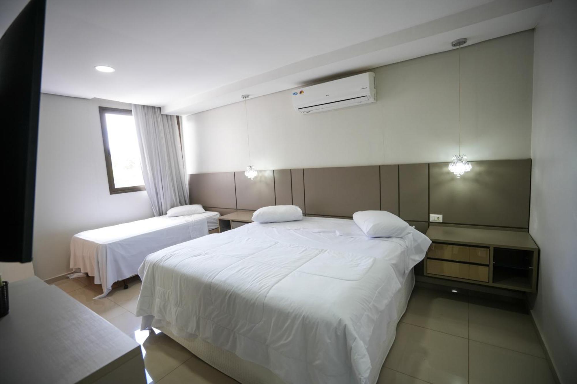 Foz Cobertura 3 Suites E Foz Apartamento 2 Suites ฟอสดูอีกวาซู ภายนอก รูปภาพ